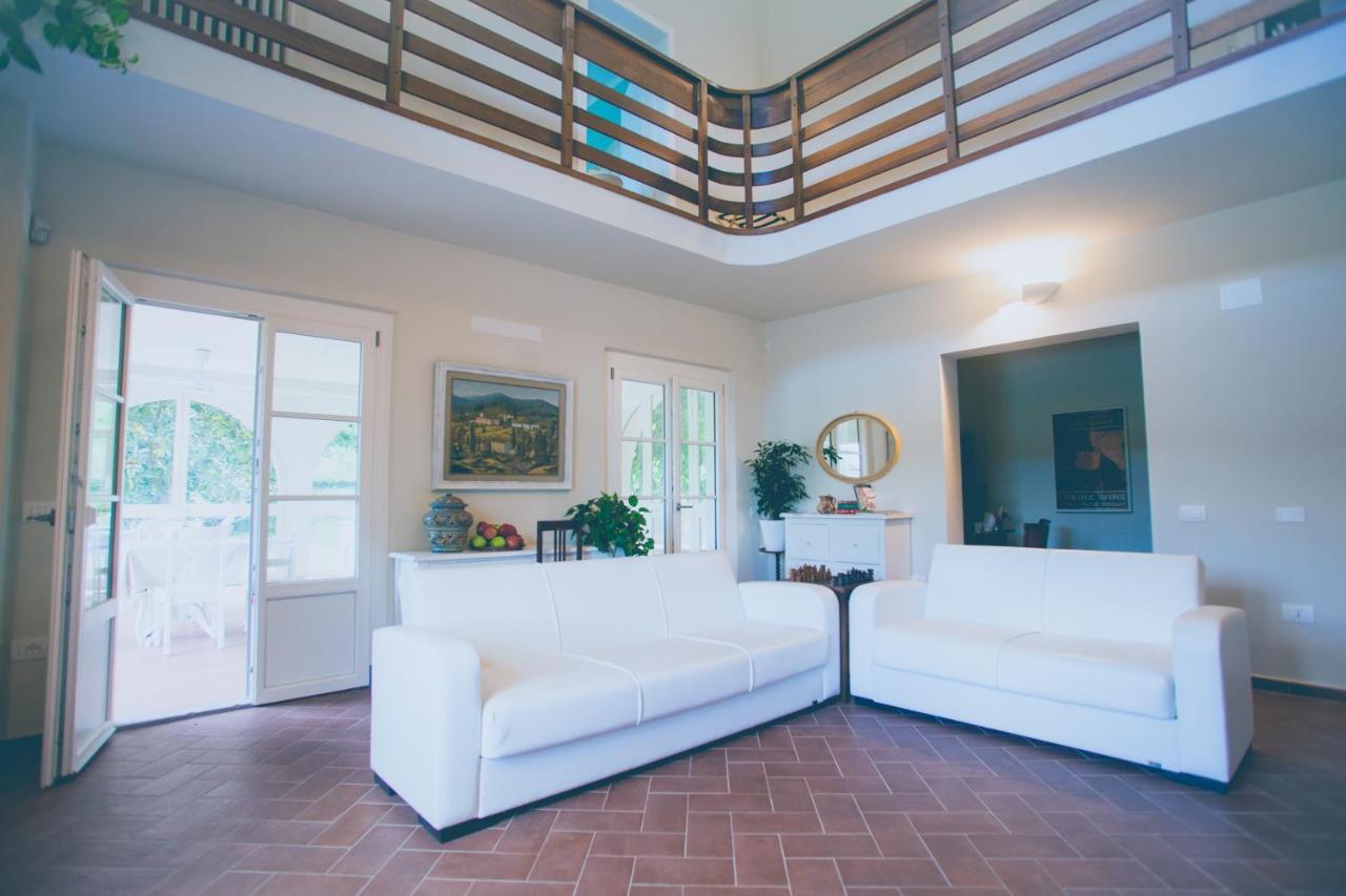 Al Gattosaggio Bed & Breakfast Montecarlo Bagian luar foto